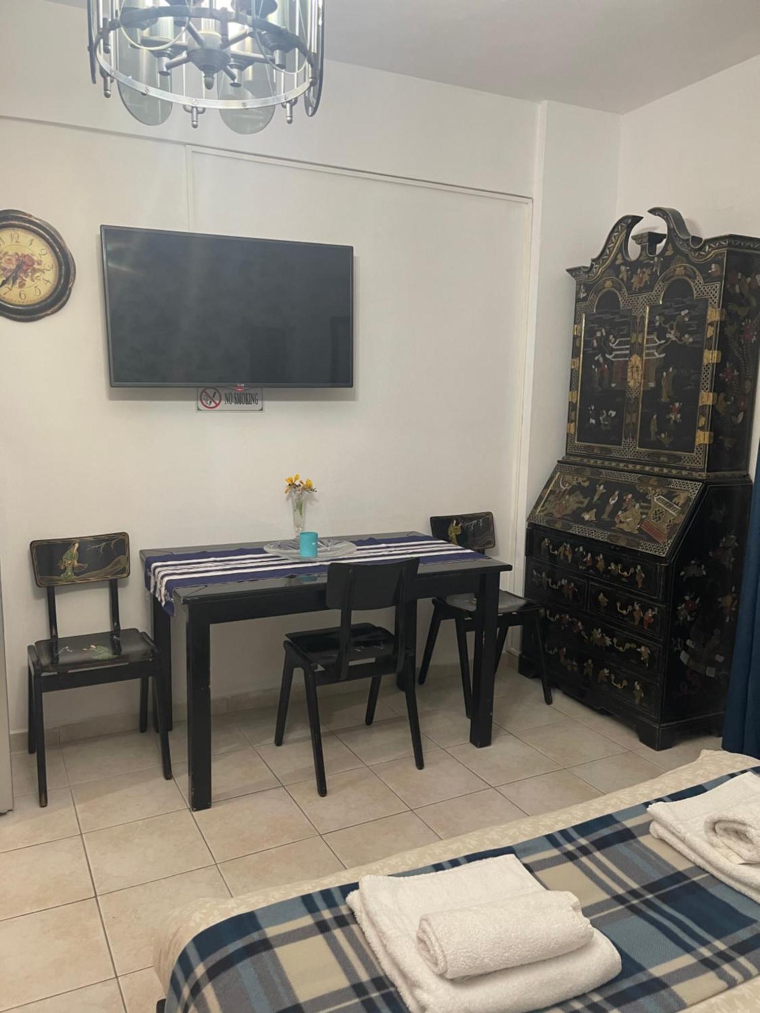 Retire Flat In The Heart Of City Heraklion  Ngoại thất bức ảnh